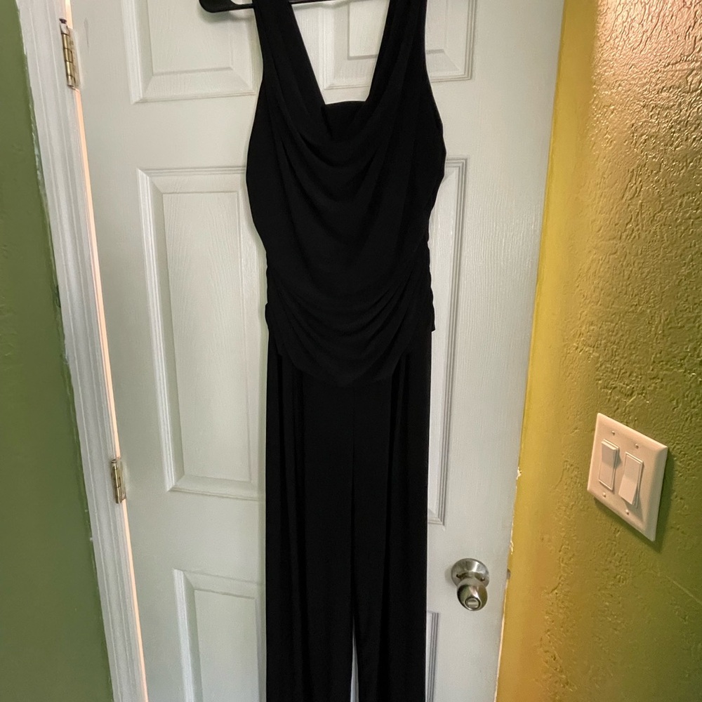 Elegant Black Sleeveless Jumpsuit
